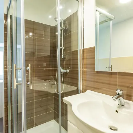 One-bedroom In *