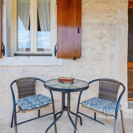 Cozy In With House A Panoramic View * Pazin