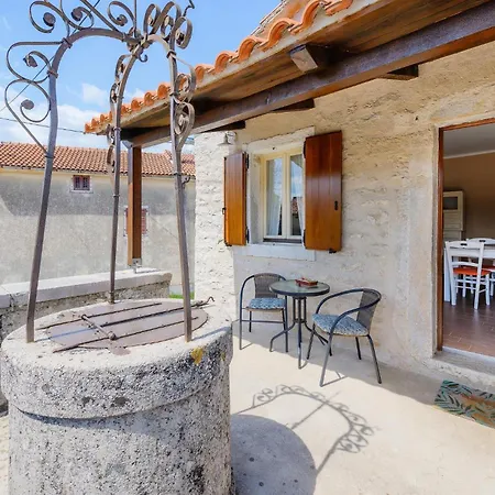 One-bedroom In Holiday home *